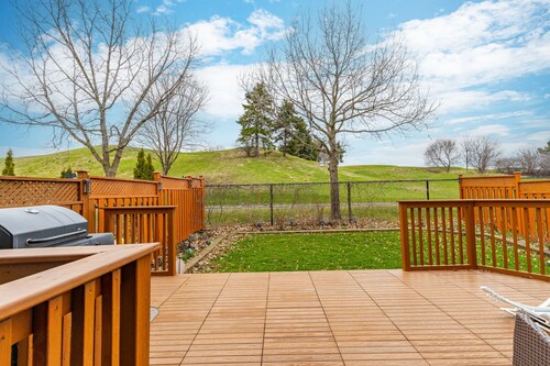 Spacious Upscale 4BR Detached Retreat with Parking