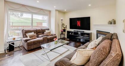 Spacious Upscale 4BR Detached Retreat with Parking