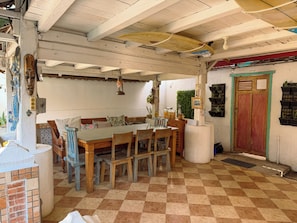 Outdoor dining - Villa Santai (Gili Trawangan)