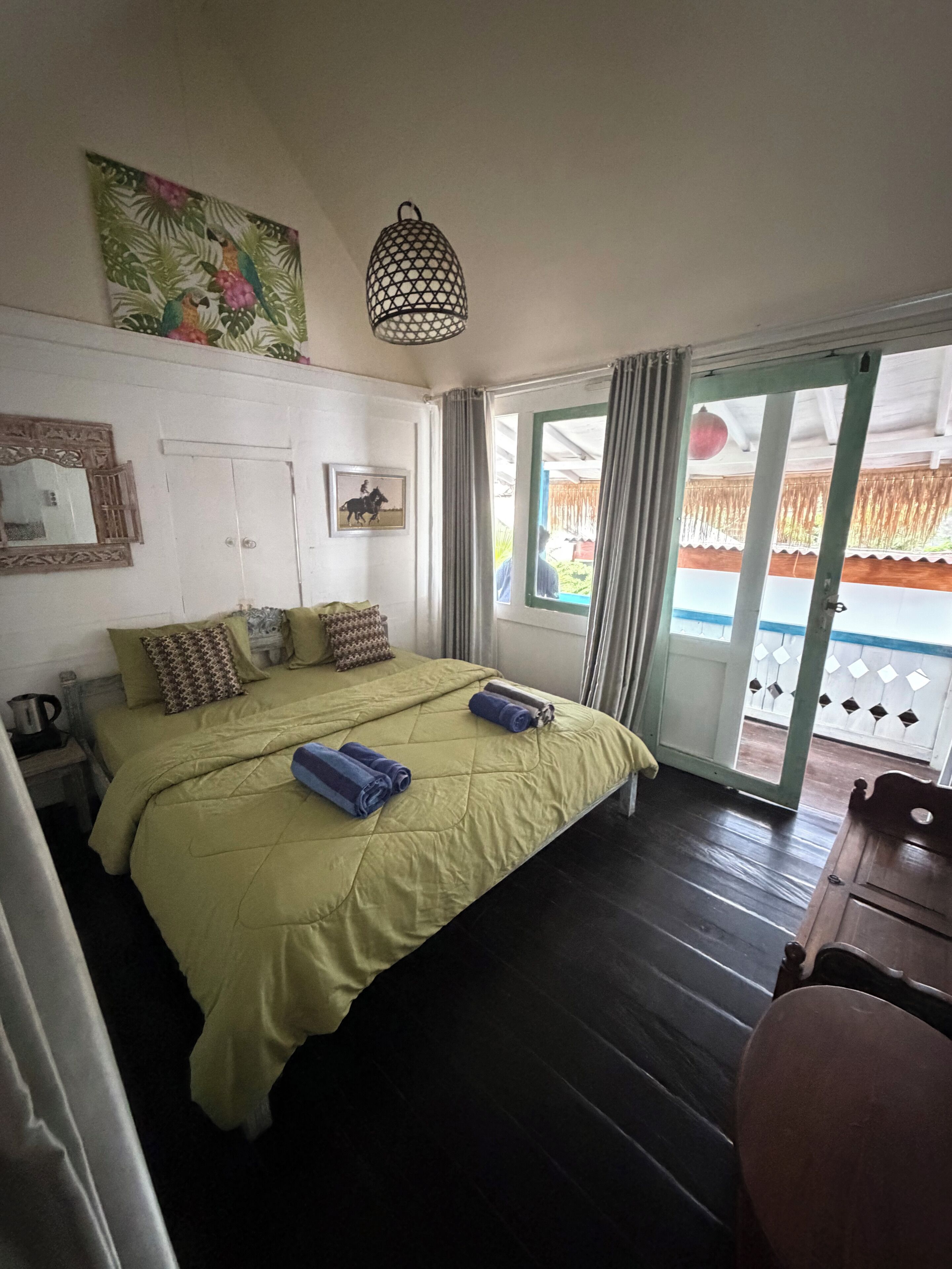 Habitación Deluxe doble, balcón, vistas a la piscina