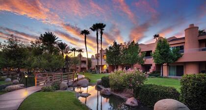 1 Bed 560 sq ft Westin Mission Hills - kitchenette & sleeper sofa - sleeps 4