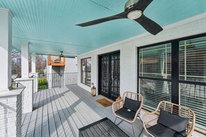 Terrace/patio - New 8bd 7.5ba 6,600 sq ft Home in O4W Inman Park WALKABLE ATL Eastside Beltline (Atlanta)