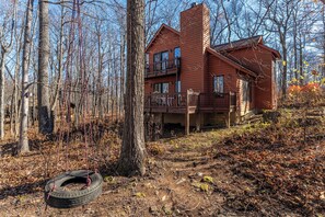 Exterior - Relaxing Wintergreen Mountain Home-close to the ski slopes, hiking, hanging out (Nellysford)