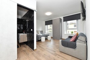 Quadruple Room | Living area - Mondeo B&B (Udine)