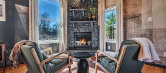 Arcades+Pool Table+Theater+Hot Tub+Sauna+EV+Fire Pit+Swing Set+Indoor Slide