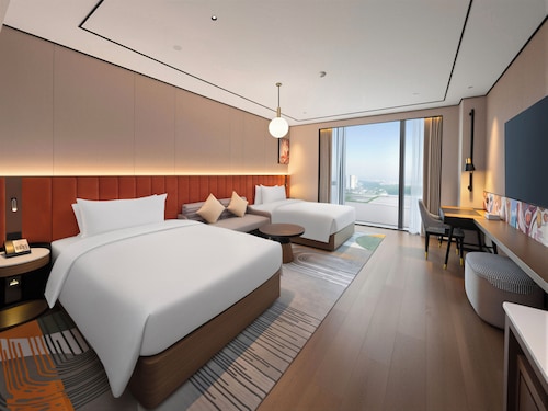 Hilton Garden Inn Foshan Tanzhou ICEC