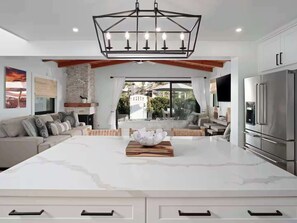 Interior - Law St Sunset I Ocean Views , Outdoor Living (San Diego)
