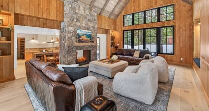 Acorn Alley- brand new- sleeps 12