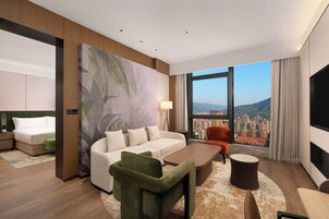 Deluxe Suite, 1 King Bed | Premium bedding, down comforters, memory foam beds, minibar