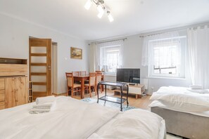 Room - Chorzów Batory Snug Apartment (Chorzów)