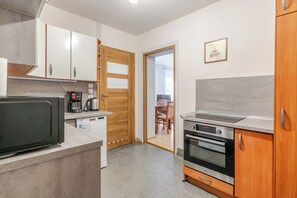 Private kitchen - Chorzów Batory Snug Apartment (Chorzów)