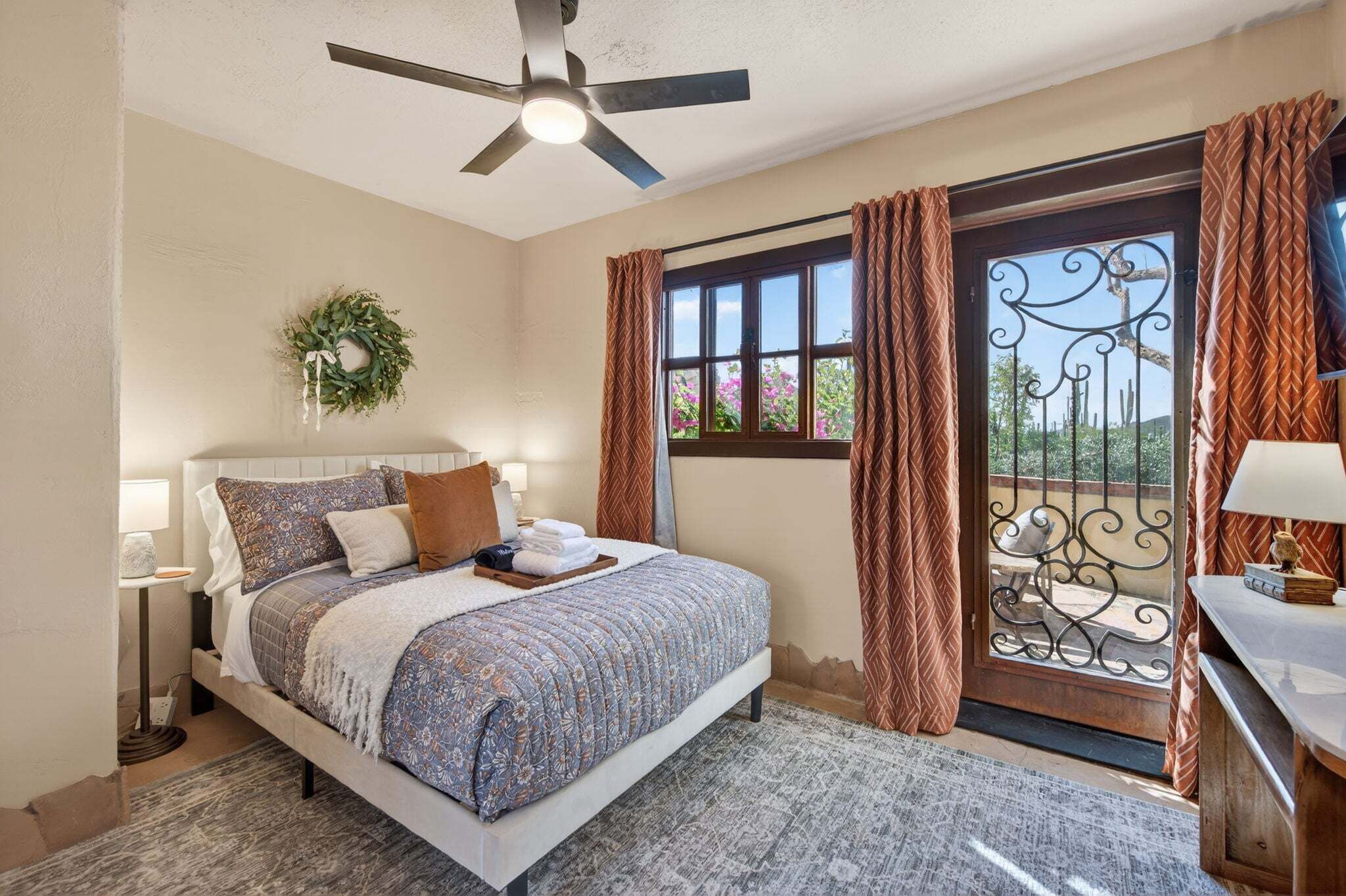 5 bedrooms, desk, iron/ironing board, free WiFi
