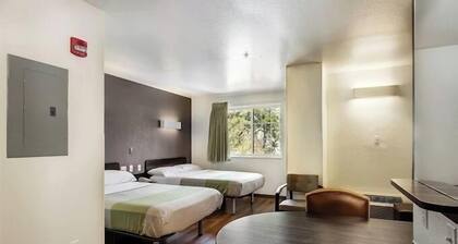 Convenient Stay Near Rutgers