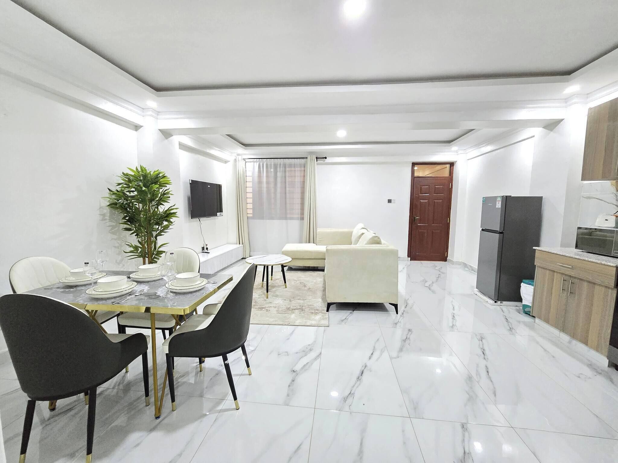 Apartamento, 2 quartos, acessível | Sala de jantar