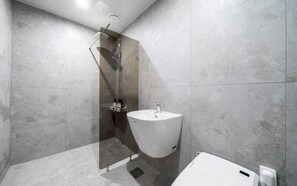 Phòng 2 giường đơn Deluxe | Phòng tắm