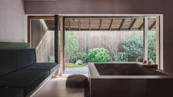 Villa, vista al jardín | Vista desde la habitación