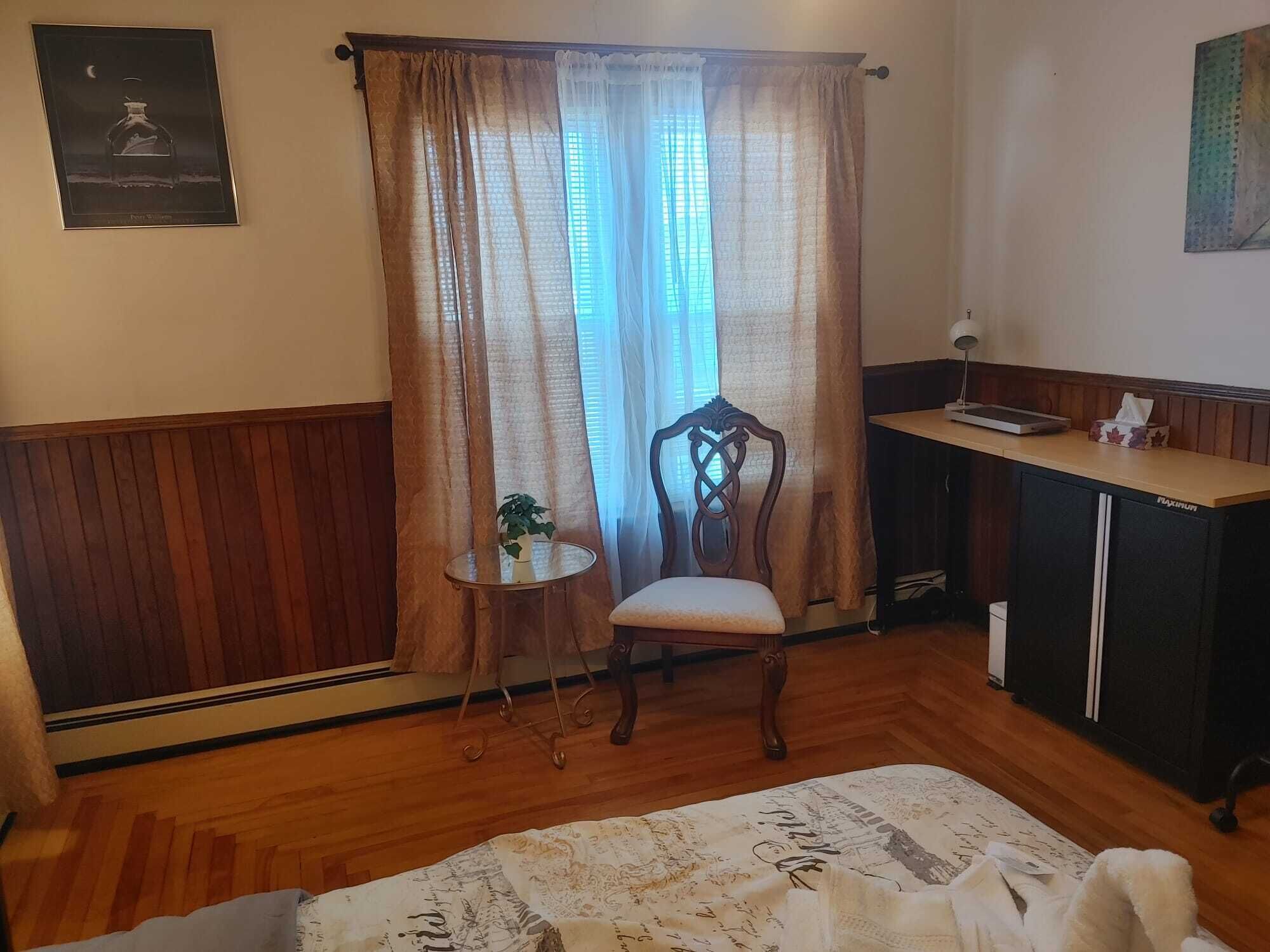 مكان نوم مشترك - غرفة نوم واحدة - للمدخنين - برواق