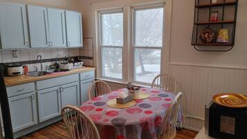 Shared Dormitory, 1 Bedroom, Smoking, Patio | Dining room