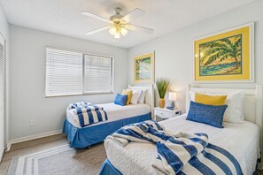 Room - Summer Beach Cottage - Hosted by Moore AI Rentals (Fernandina Beach)