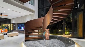 Room - De La Studio (Hai Ba Trung)