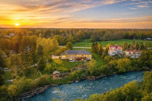 Exterior - River Ridge North | Private Riverfront Near Kohler (Sheboygan Falls)
