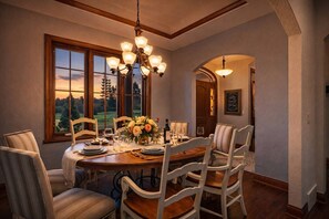 Dining - River Ridge North | Private Riverfront Near Kohler (Sheboygan Falls)