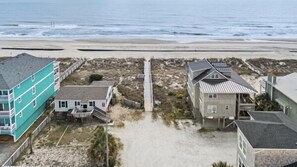 Beach nearby - Brand New with Rooftop Bar and Hot Tub Steps to Sand! (Carolina Beach)