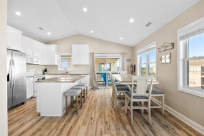 Dining - Private POOL + Stunning Ocean Views in Heart of Surf City! (Surf City)