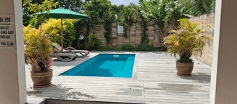 Private Pool, Walking Distance to Popular Local Market, Main Town, Cafes, Shops