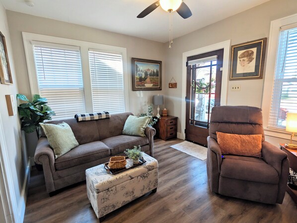 Living area - Charming Downtown Eaton Stay; Cozy Comfort at Gigi’s Place (Eaton)