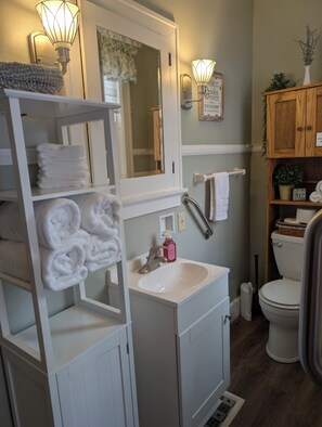 Bathroom - Charming Downtown Eaton Stay; Cozy Comfort at Gigi’s Place (Eaton)