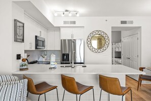 Fridge, microwave, oven, stovetop - 🌴 New Luxury Gulf-Front Escape | Fully Remodeled with Stunning Views 🌊 (Panama City Beach)