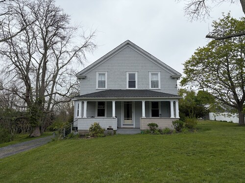 Roomy Coastal Home with Central AC – Perfect for Big Families