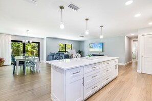 Interior - Blind Pass Condos at Bowman's Beach D104 on beautiful Sanibel Island (Sanibel)