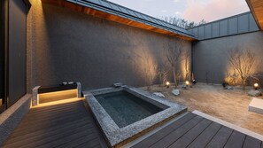 Hot springs - Mungyoeng Sadamjae (Mungyeong)