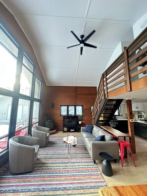 リビング エリア