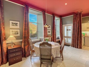 Dining - The Schoolroom, Barbrook (Nr Lynton)