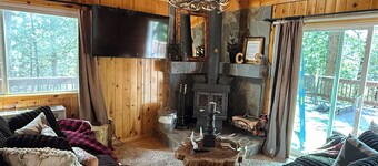Chalet Shelly cabin right near Dodge Ridge/Pinecrest in peaceful Cold Springs