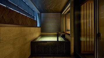 Superior Double Room | Bathroom | Separate tub and shower, hair dryer, slippers, towels