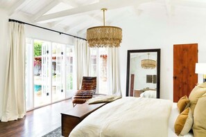 Iron/ironing board, WiFi, bed sheets - Auric House brought to you by Korakia (Palm Springs)