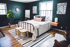 6 chambres, fer et planche à repasser, Wi-Fi, draps fournis