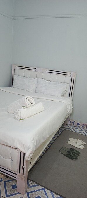 2 habitaciones, tabla de planchar con plancha y wifi