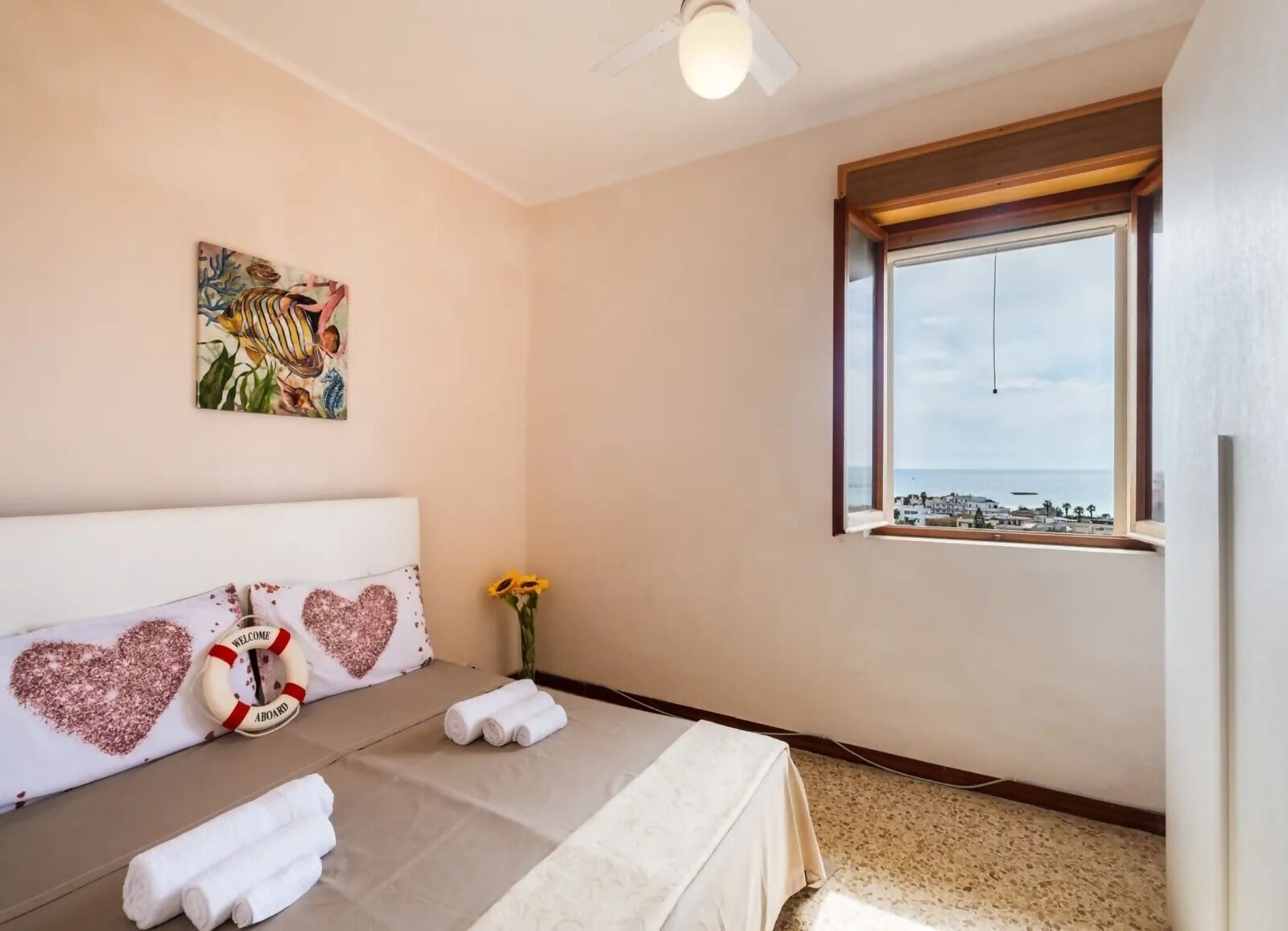 2 bedrooms