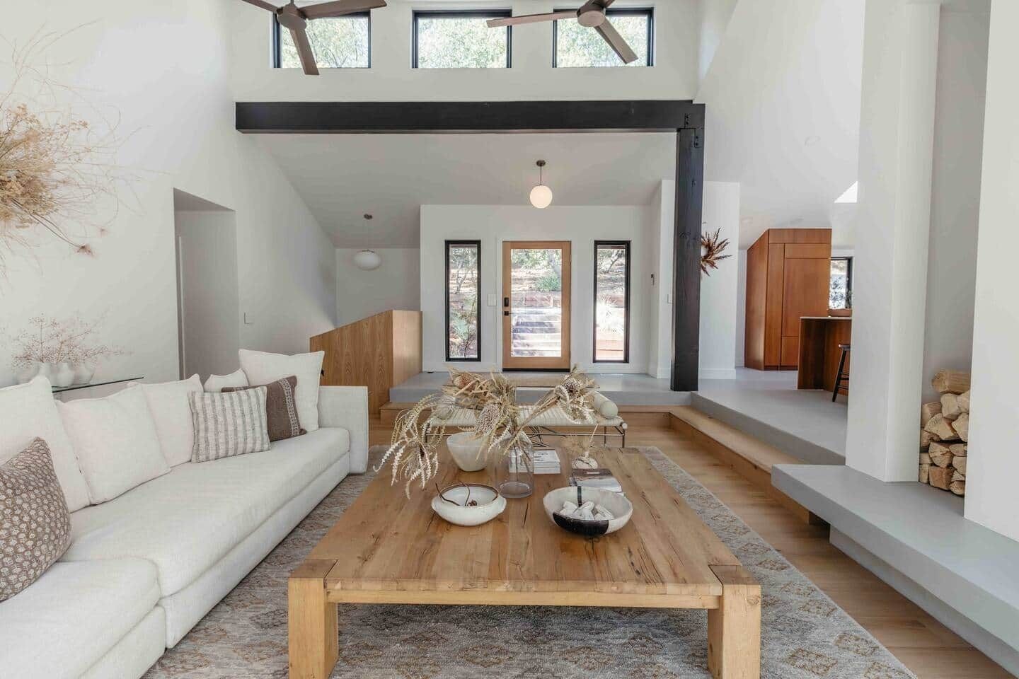 TV, fireplace, table tennis
