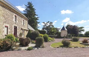 Exterior - Domaine de la Venerie (MOYON VILLAGES)