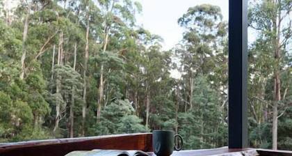 Moss Wood Lane: Peaceful Bath Hideaway