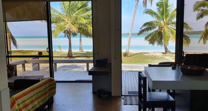 3 Bedroom, 2 Bathroom Beachfront Villa, Restaurants Within Walking Distance