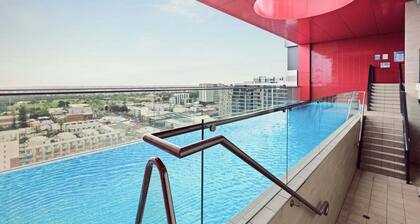 Two Bedroom Unit in Central Adelaide