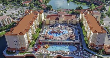 Cozy 2-bedroom apartment at Westgate Town Center Resort & Spa near Disney World