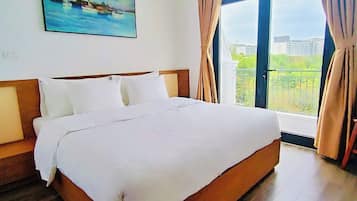 Superior Double Room, Balcony, Park View